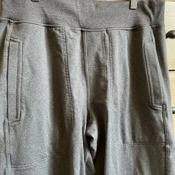 Lululemon Charcoal Gray Red Luon Smash Pants - Picture 4 of 6